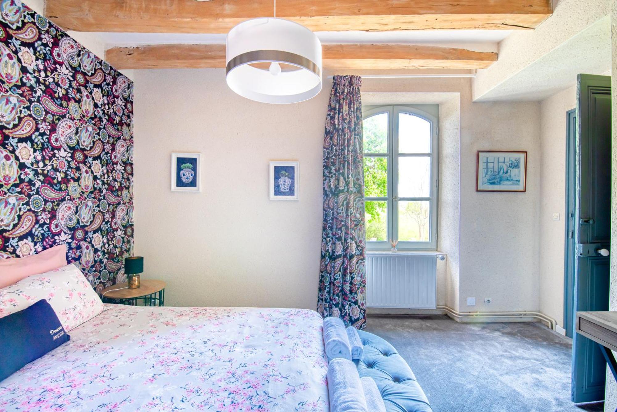 La Fontaine Du Mont Hotell Murs-Erigne Exteriör bild